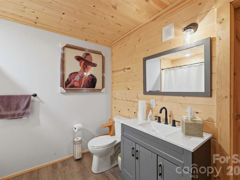 292 Charter Ridge, Jefferson, NC 28640.  MLS# CAR4410059, YatesRealty ID 40779. 