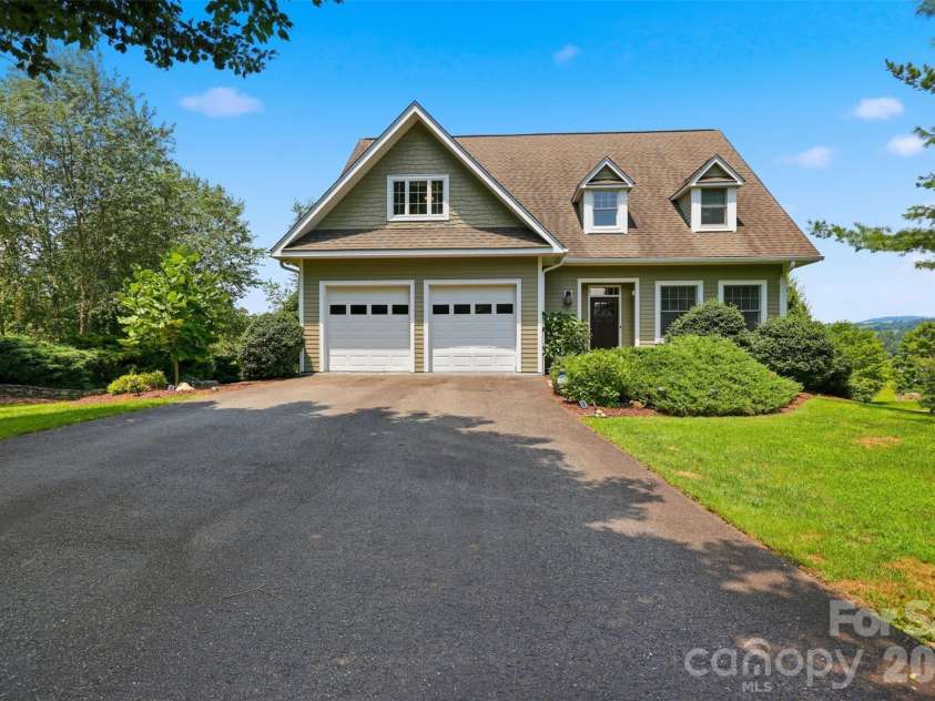 292 Charter Ridge, Jefferson, NC 28640.  MLS# CAR4410059, YatesRealty ID 40779. 