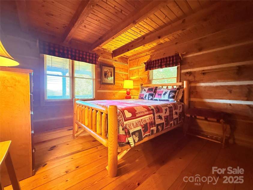 452 Wilderness Drive, Marion, NC 28752.  MLS# CAR4315680, YatesRealty ID 4078. 