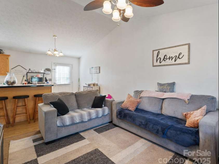 4404 Hickory Nut Ridge Road, Hudson, NC 28638.  MLS# CAR4308371, YatesRealty ID 40783. 