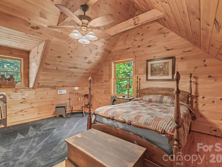 226 Signal Ridge, Sylva, NC 28779.  MLS# CAR4410234, YatesRealty ID 40786. 2nd Bedroom on 2nd floor