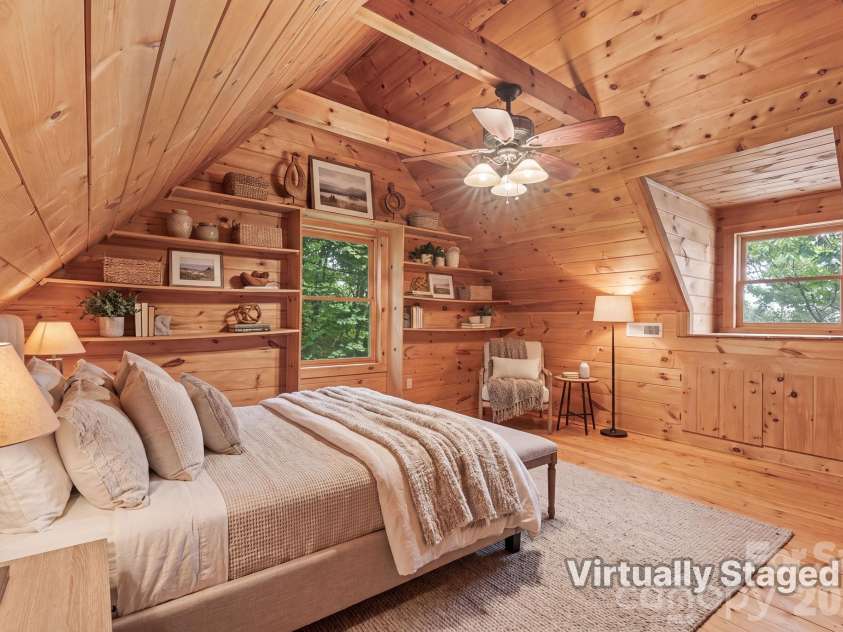 226 Signal Ridge, Sylva, NC 28779.  MLS# CAR4410234, YatesRealty ID 40786. Large wall bookcase