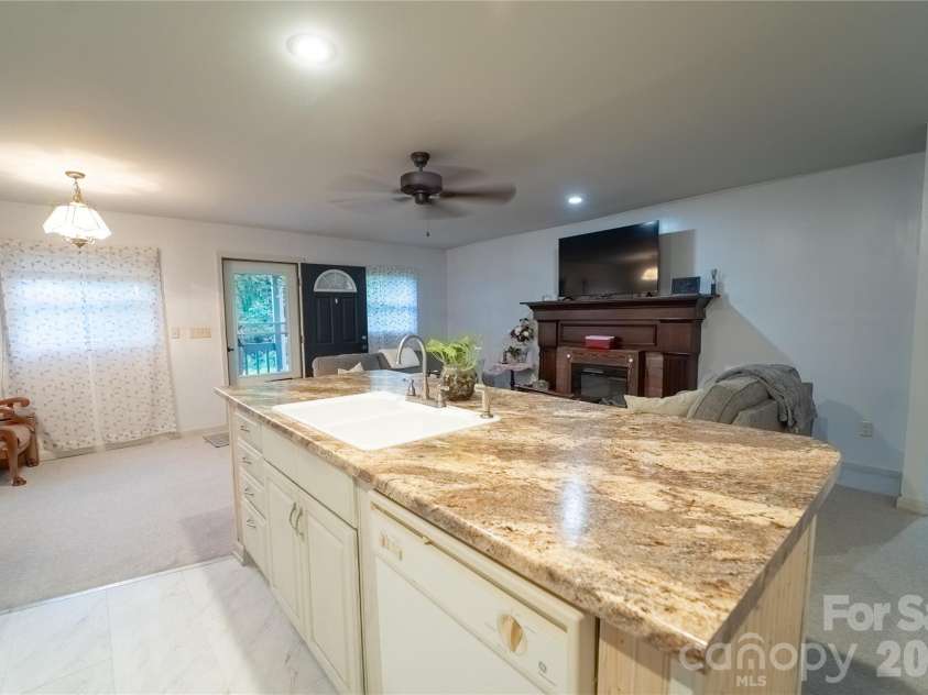 242 Whitewater Road, Sapphire, NC 28774.  MLS# CAR4410402, YatesRealty ID 40787. Kitchen