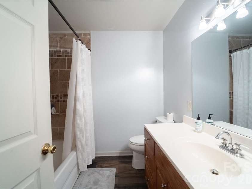 242 Whitewater Road, Sapphire, NC 28774.  MLS# CAR4410402, YatesRealty ID 40787. Main bath