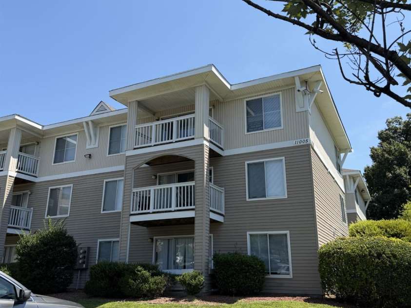 11005 Graduate Lane, Charlotte, NC 28262.  MLS# CAR4410253, YatesRealty ID 40788. 