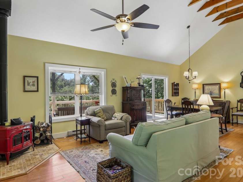 280 Kelses Valley Drive, Mars Hill, NC 28754.  MLS# CAR4382628, YatesRealty ID 40789. 