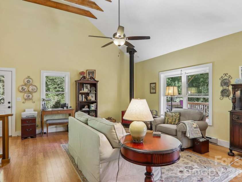 280 Kelses Valley Drive, Mars Hill, NC 28754.  MLS# CAR4382628, YatesRealty ID 40789. 