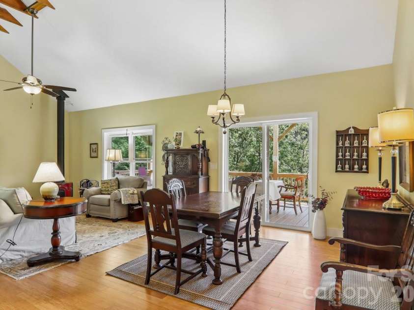 280 Kelses Valley Drive, Mars Hill, NC 28754.  MLS# CAR4382628, YatesRealty ID 40789. 
