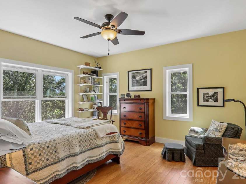 280 Kelses Valley Drive, Mars Hill, NC 28754.  MLS# CAR4382628, YatesRealty ID 40789. 