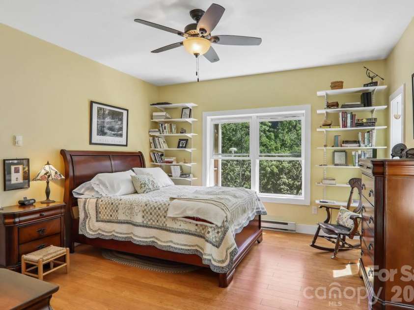 280 Kelses Valley Drive, Mars Hill, NC 28754.  MLS# CAR4382628, YatesRealty ID 40789. 