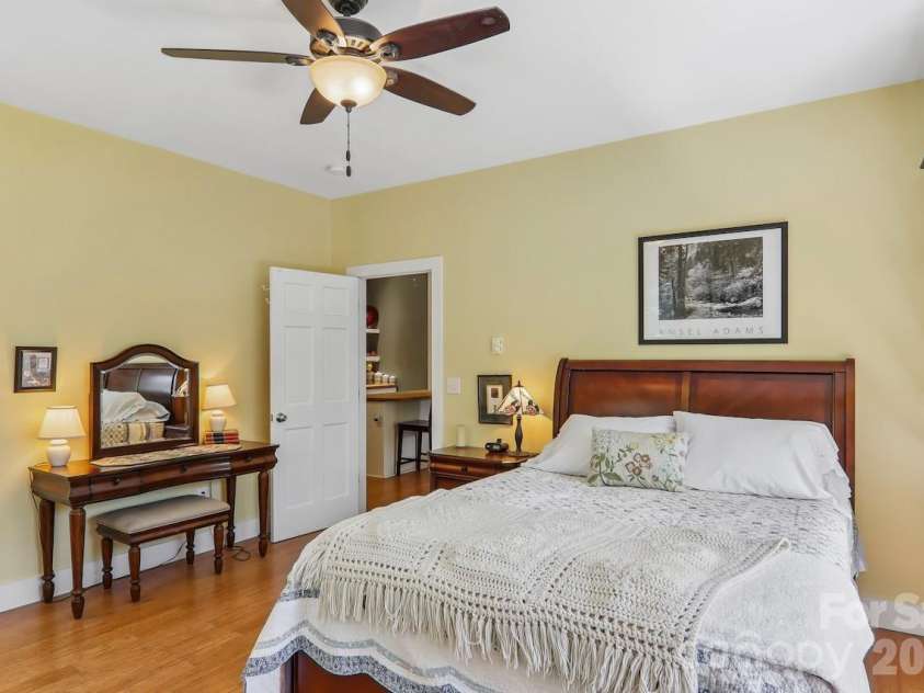 280 Kelses Valley Drive, Mars Hill, NC 28754.  MLS# CAR4382628, YatesRealty ID 40789. 