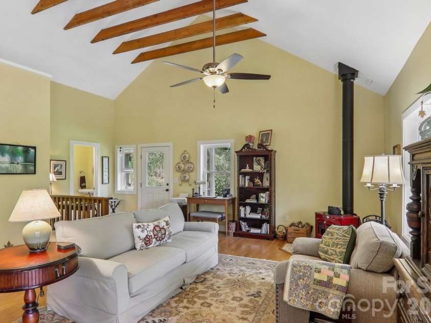 280 Kelses Valley Drive, Mars Hill, NC 28754.  MLS# CAR4382628, YatesRealty ID 40789. 