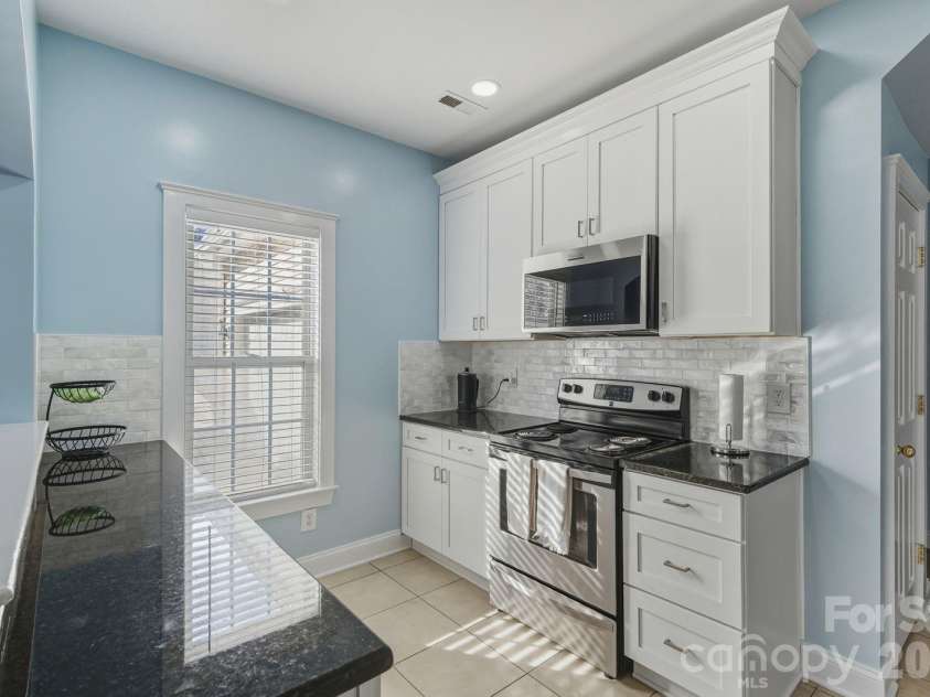 13515 Glenwyck Lane, Huntersville, NC 28078.  MLS# CAR4335124, YatesRealty ID 4079. 