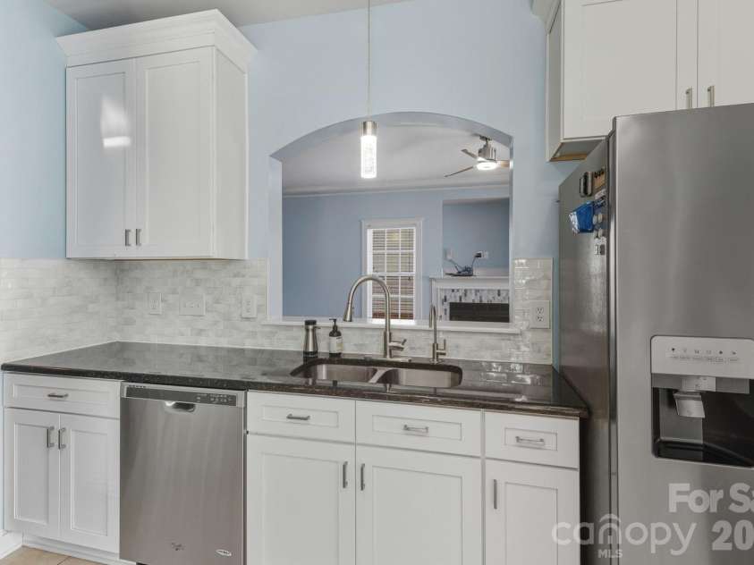 13515 Glenwyck Lane, Huntersville, NC 28078.  MLS# CAR4335124, YatesRealty ID 4079. 