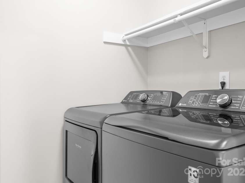 15124 Hugh Mcauley Road, Huntersville, NC 28078.  MLS# CAR4234988, YatesRealty ID 4079. Upstairs laundry room