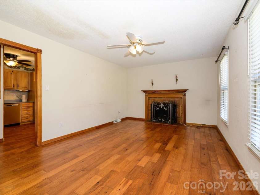 579 Brown Lee Drive, Concord, NC 28025.  MLS# CAR4357425, YatesRealty ID 4079. 