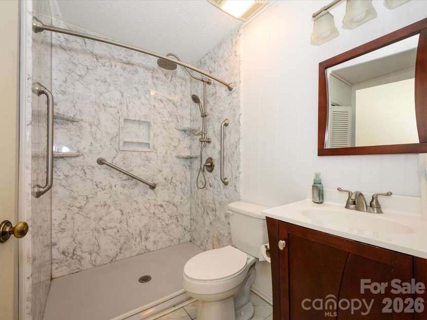 579 Brown Lee Drive, Concord, NC 28025.  MLS# CAR4357425, YatesRealty ID 4079. 