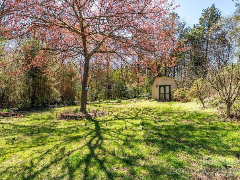 579 Brown Lee Drive, Concord, NC 28025.  MLS# CAR4357425, YatesRealty ID 4079. 