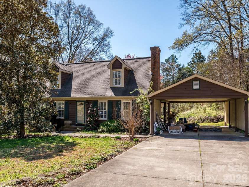 579 Brown Lee Drive, Concord, NC 28025.  MLS# CAR4357425, YatesRealty ID 4079. 