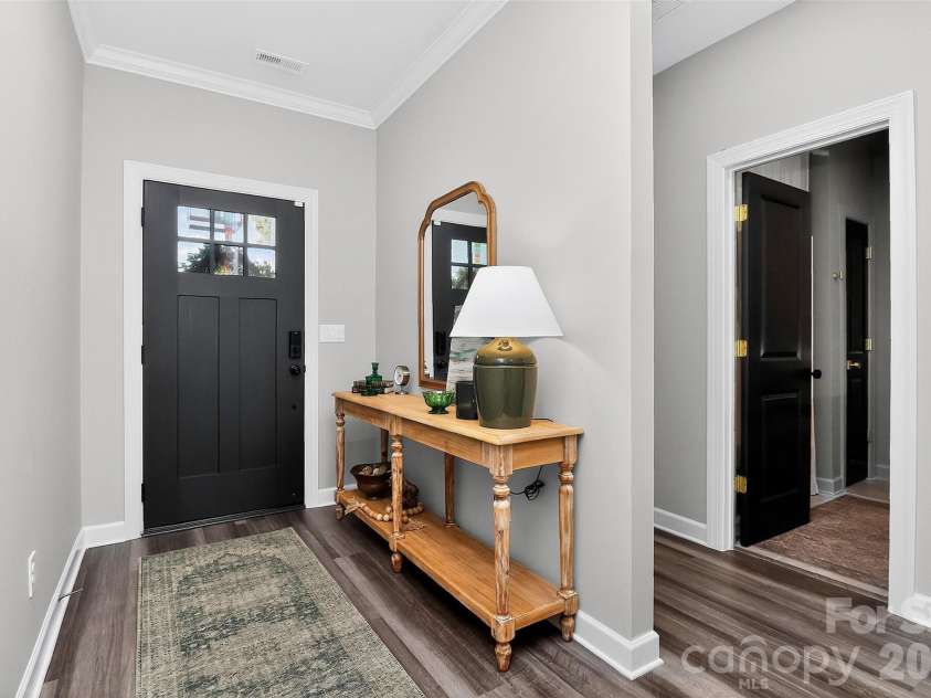 4514 Bright Road, Charlotte, NC 28214.  MLS# CAR4396374, YatesRealty ID 40790. 