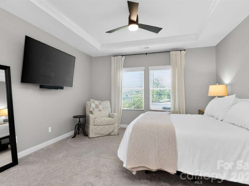 4514 Bright Road, Charlotte, NC 28214.  MLS# CAR4396374, YatesRealty ID 40790. Trey ceiling