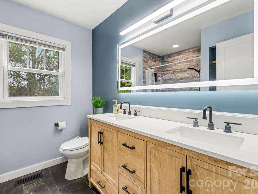 877 Confederate Avenue, Rock Hill, SC 29730.  MLS# CAR4365450, YatesRealty ID 40791. 
