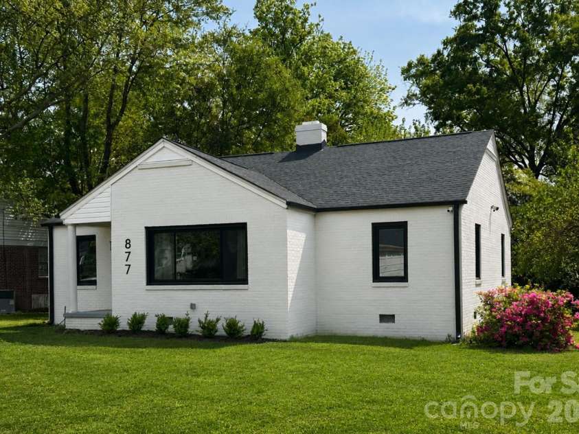 877 Confederate Avenue, Rock Hill, SC 29730.  MLS# CAR4365450, YatesRealty ID 40791. 