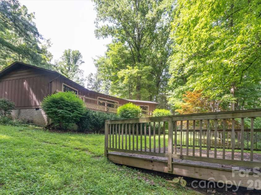 188 Woodfern Drive, Maggie Valley, NC 28751.  MLS# CAR4409833, YatesRealty ID 40792. Backyard