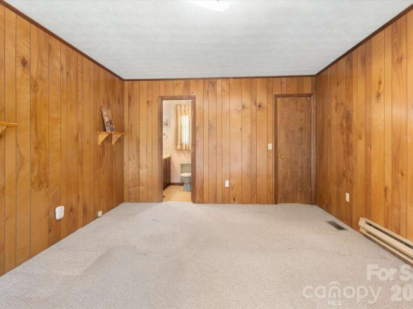 188 Woodfern Drive, Maggie Valley, NC 28751.  MLS# CAR4409833, YatesRealty ID 40792. Bedroom 1