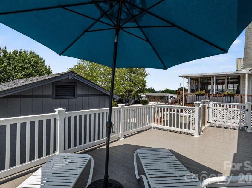 111 Scenic View Lane, New London, NC 28127.  MLS# CAR4409718, YatesRealty ID 40793. 