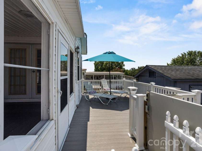 111 Scenic View Lane, New London, NC 28127.  MLS# CAR4409718, YatesRealty ID 40793. 