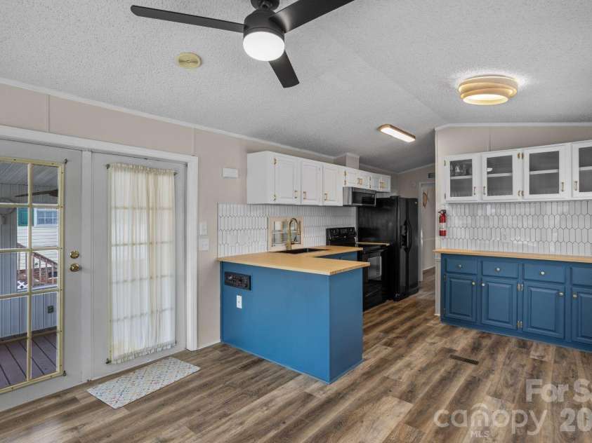111 Scenic View Lane, New London, NC 28127.  MLS# CAR4409718, YatesRealty ID 40793. 