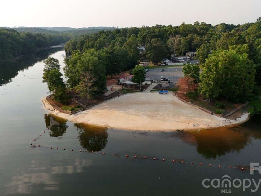 111 Scenic View Lane, New London, NC 28127.  MLS# CAR4409718, YatesRealty ID 40793. 