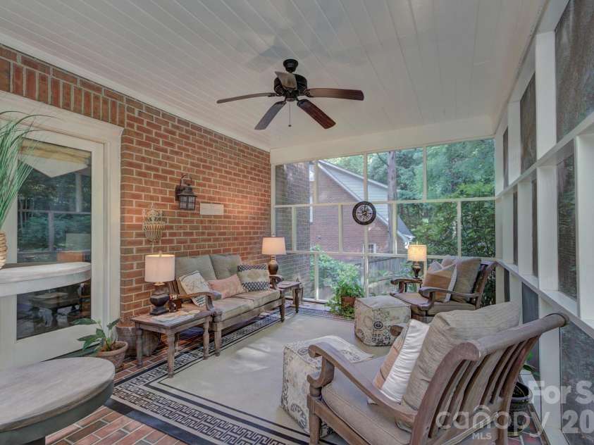 9209 Hanover South Trail, Charlotte, NC 28210.  MLS# CAR4407965, YatesRealty ID 40794. 
