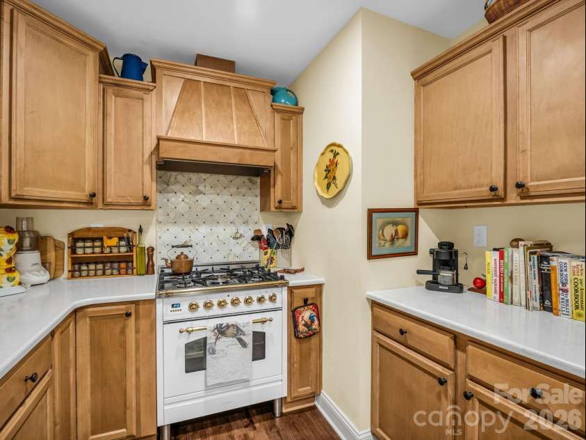 101 Plato Place, Etowah, NC 28729.  MLS# CAR4416427, YatesRealty ID 40795. 