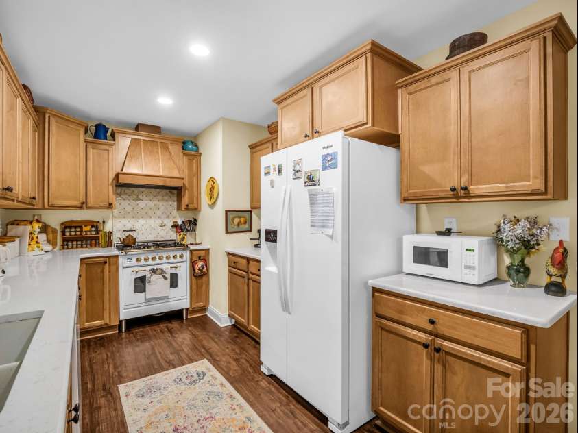 101 Plato Place, Etowah, NC 28729.  MLS# CAR4416427, YatesRealty ID 40795. 