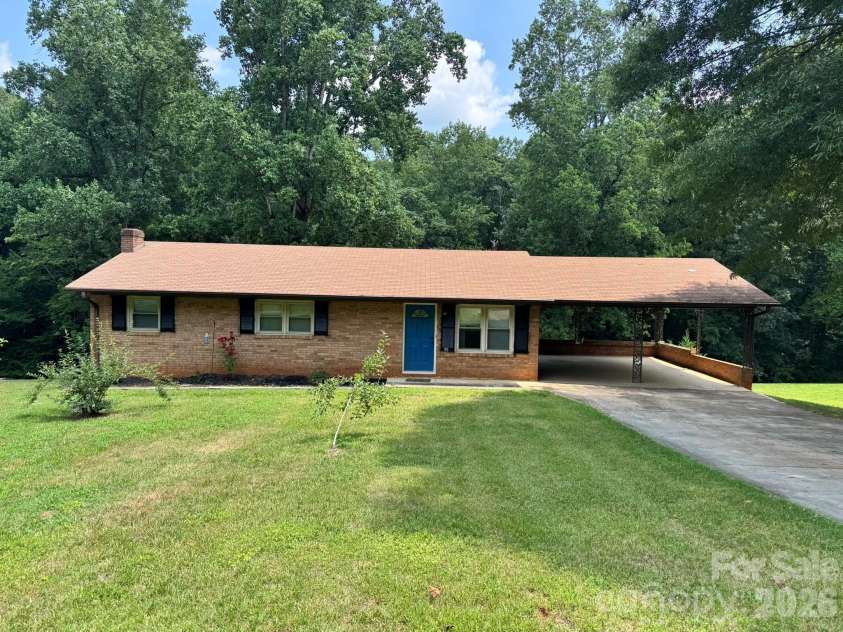 85 Meadowcreek Loop, Stony Point, NC 28678.  MLS# CAR4409154, YatesRealty ID 40797. 