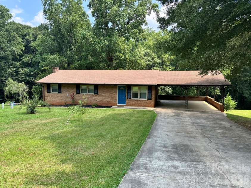 85 Meadowcreek Loop, Stony Point, NC 28678.  MLS# CAR4409154, YatesRealty ID 40797. 