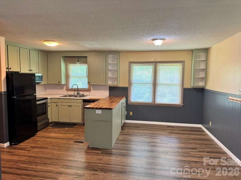 85 Meadowcreek Loop, Stony Point, NC 28678.  MLS# CAR4409154, YatesRealty ID 40797. 