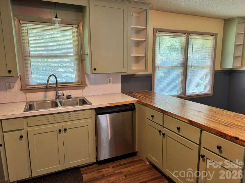 85 Meadowcreek Loop, Stony Point, NC 28678.  MLS# CAR4409154, YatesRealty ID 40797. 