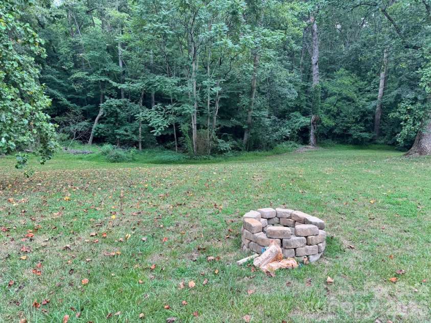 85 Meadowcreek Loop, Stony Point, NC 28678.  MLS# CAR4409154, YatesRealty ID 40797. 