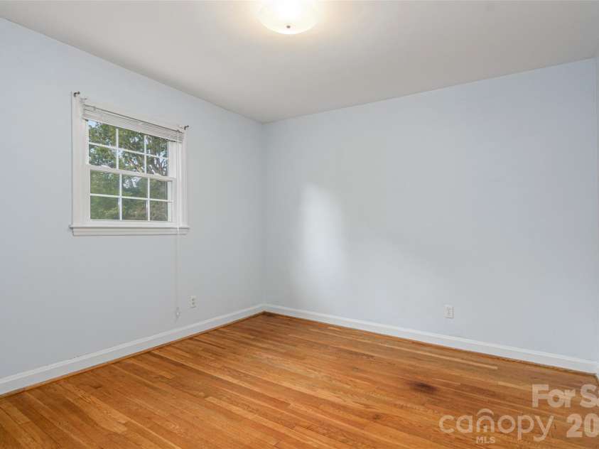 352 Cedar Lane, Arden, NC 28704.  MLS# CAR4391358, YatesRealty ID 40799. 3rd Bedroom