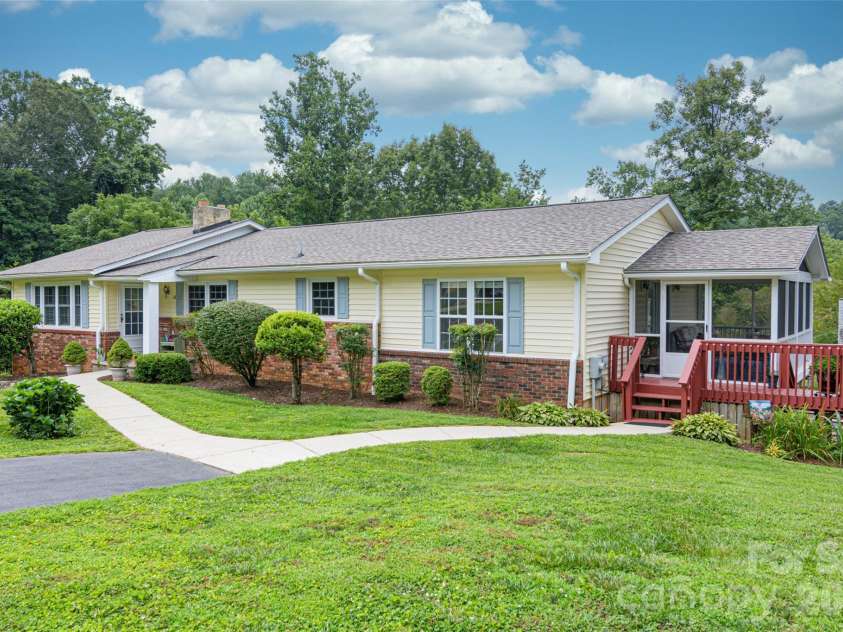 352 Cedar Lane, Arden, NC 28704.  MLS# CAR4391358, YatesRealty ID 40799. Front View