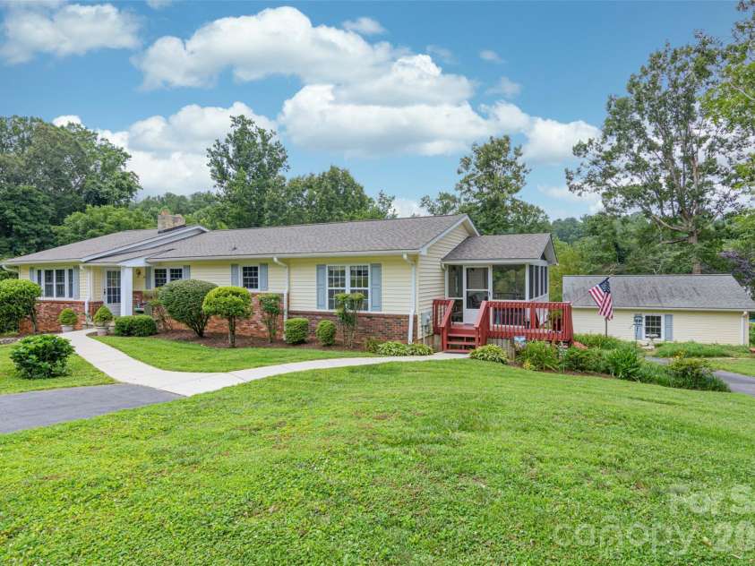 352 Cedar Lane, Arden, NC 28704.  MLS# CAR4391358, YatesRealty ID 40799. One Last Look!