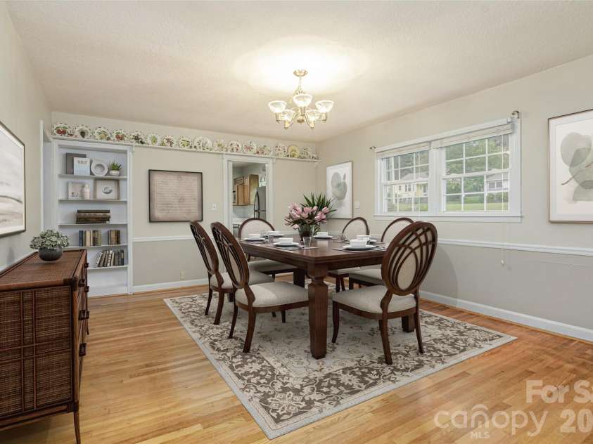 352 Cedar Lane, Arden, NC 28704.  MLS# CAR4391358, YatesRealty ID 40799. Virtually Staged