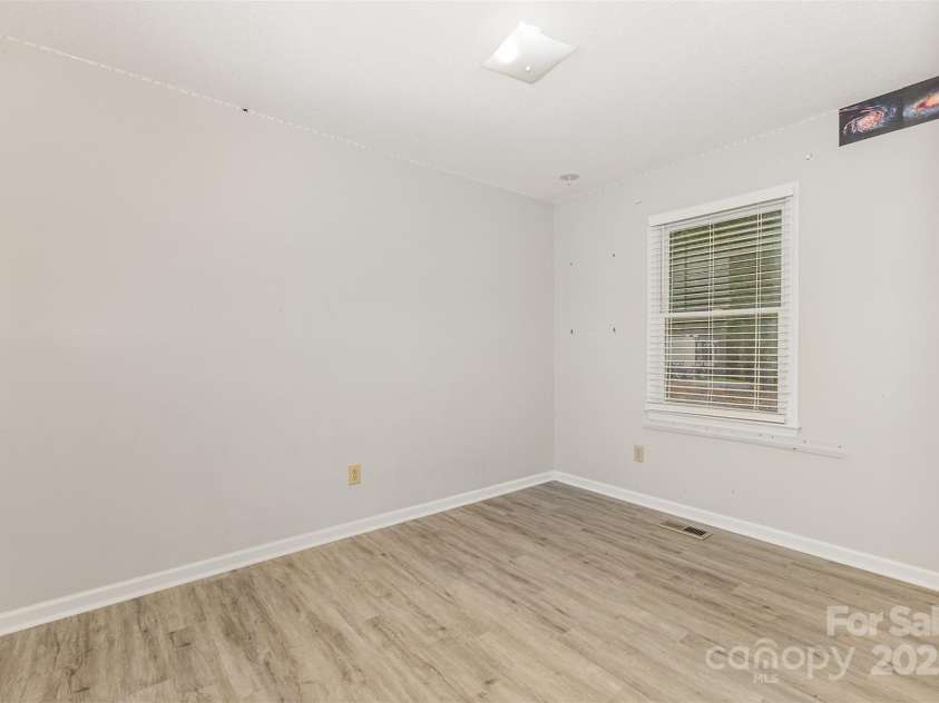 1310 Love Road, Clover, SC 29710.  MLS# CAR4305964, YatesRealty ID 408. 