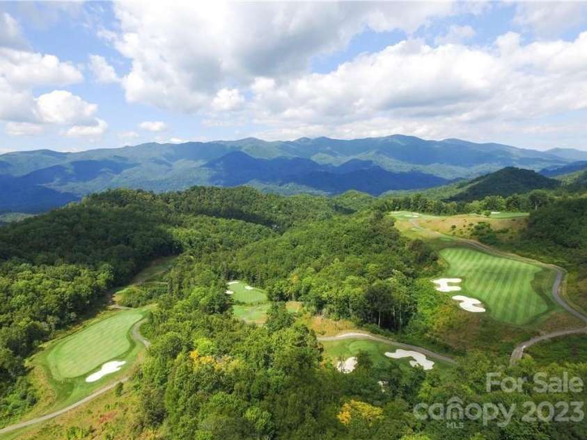 180 Side Cut Way, Sylva, NC 28779.  MLS# CAR4092206, YatesRealty ID 408. 