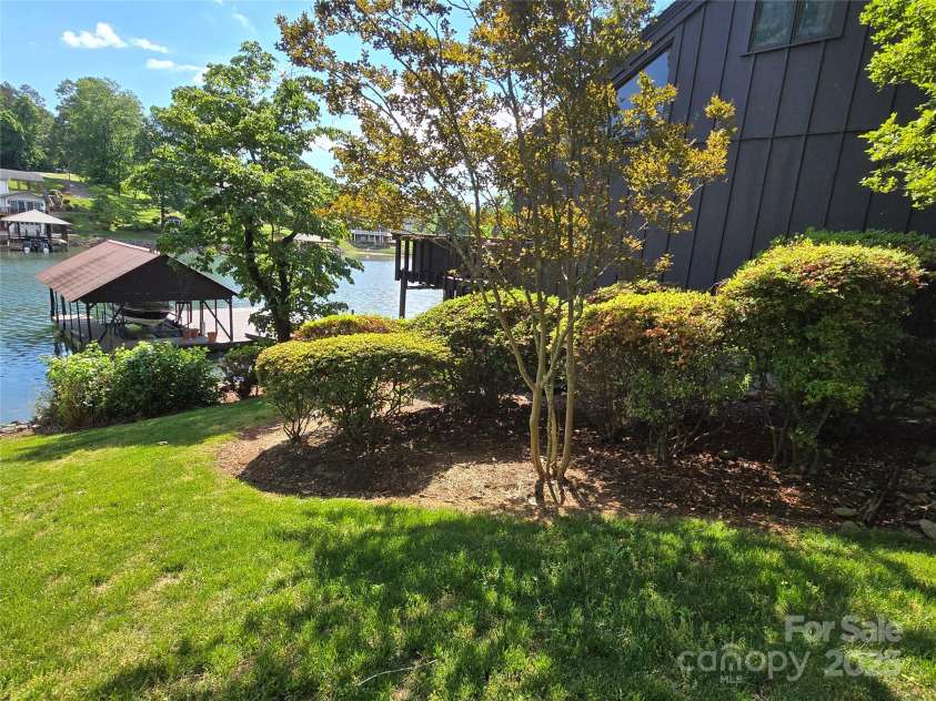 6580 Central Drive, Conover, NC 28613.  MLS# CAR4321252, YatesRealty ID 408. 