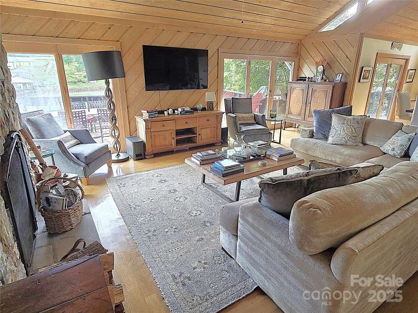 6580 Central Drive, Conover, NC 28613.  MLS# CAR4321252, YatesRealty ID 408. 