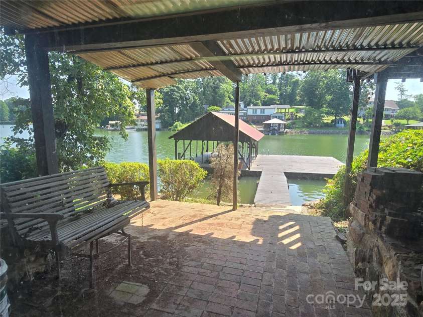 6580 Central Drive, Conover, NC 28613.  MLS# CAR4321252, YatesRealty ID 408. 